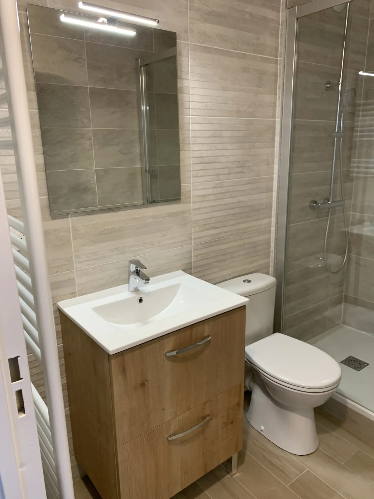 Salle de bain après — Compiègne — 92 m²